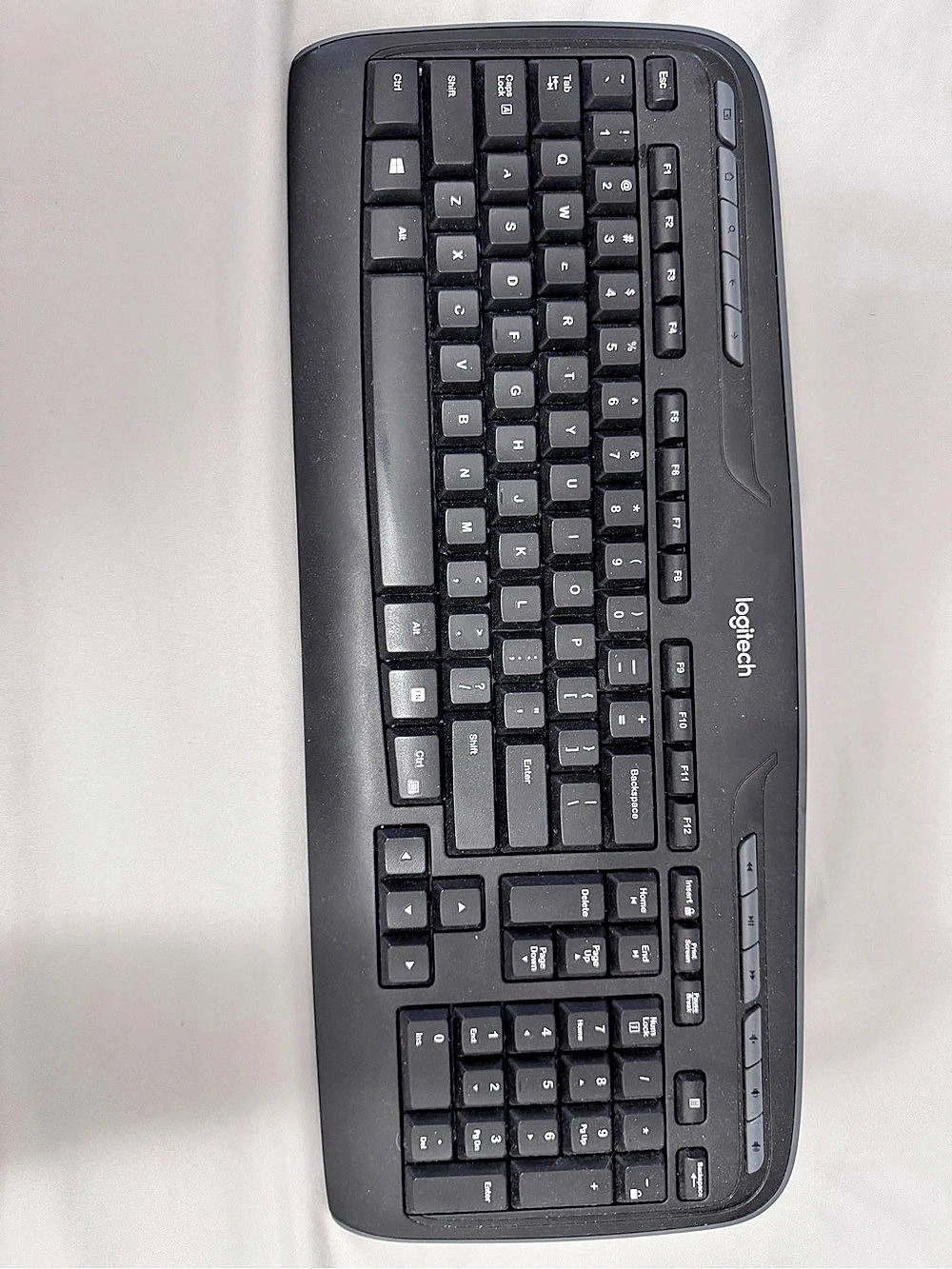 Logitech MK235 Wireless Keyboard and Mouse Set Black
